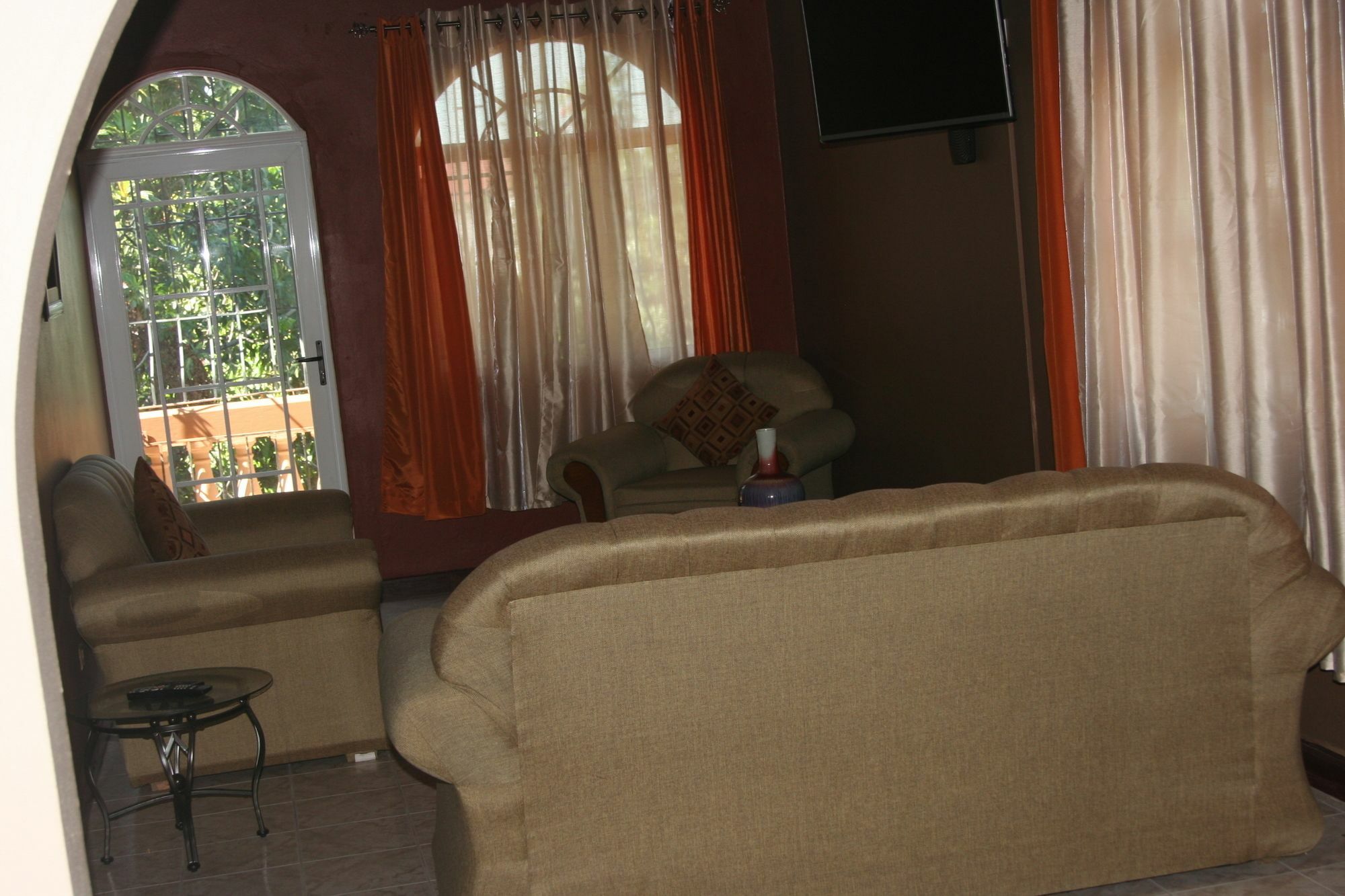 Cozy Apartment คิงส์ตัน ภายนอก รูปภาพ